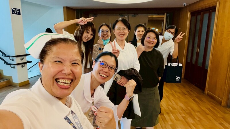 LINE_ALBUM_1150511傳遞護理初心與人文溫度　玉里醫院參與慈濟大學加冠暨傳光典禮_260515_2_693ff.jpg